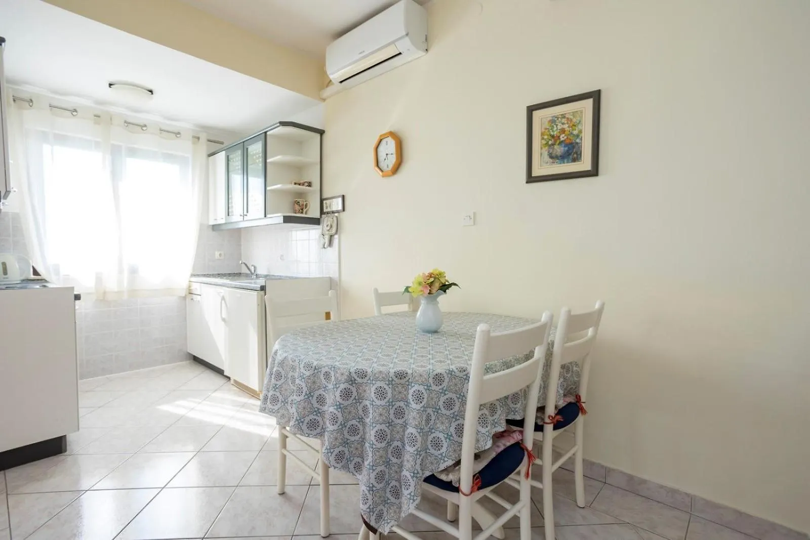 Apartments Lucija Malinska Guest house