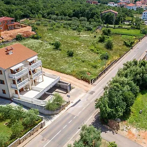 4* Vendégház Apartments Rina